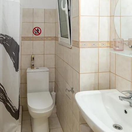 Tati's Downtown Apartament *